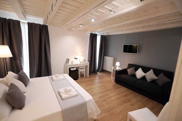 Others 5, La Maison De Charme ROOMS, Verona
