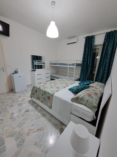 Others 5, Goffredo Mameli House, Bari