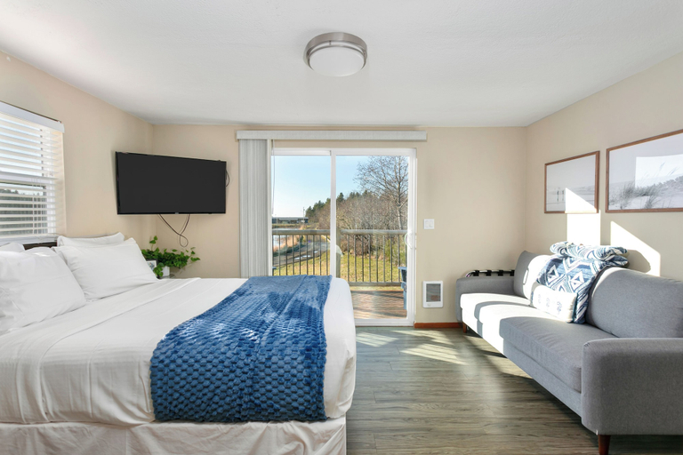 Breakwater Resort, Grays Harbor