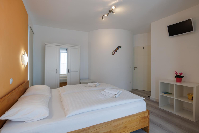 Others 2, Guesthouse Halilagic, Krk