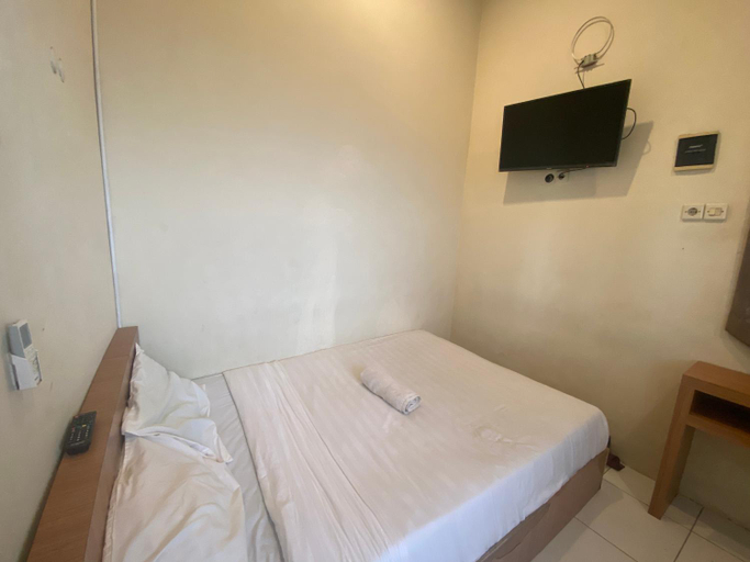 Bedroom 13