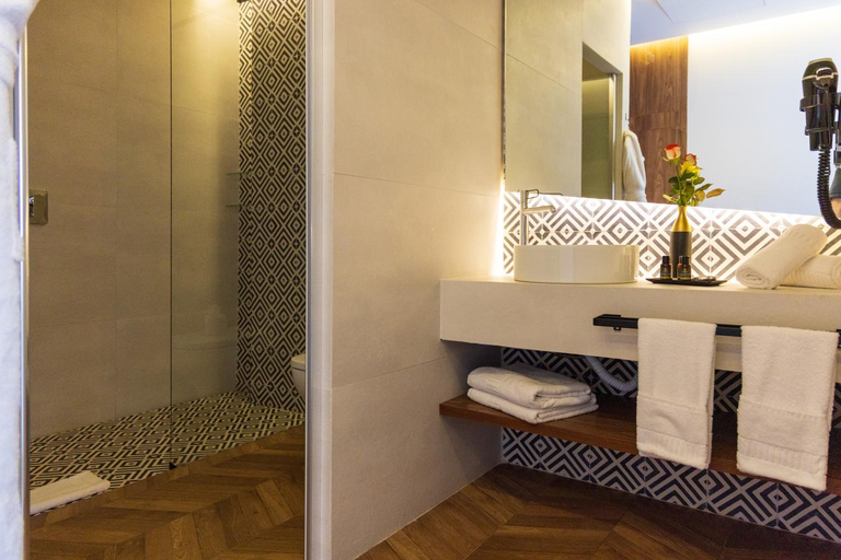 Bathroom 5, Diagonal Hotel, Tanger-Assilah