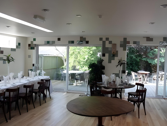 Food & Drinks, Stay 2a Boutique Rooms, Kent