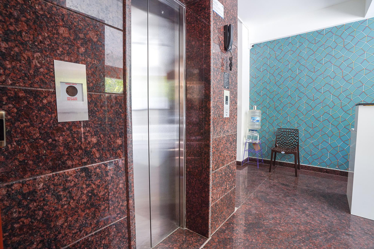 Public Area 2, FabHotel Royal Platinum Suites - Nr.HSR Layout, Bangalore