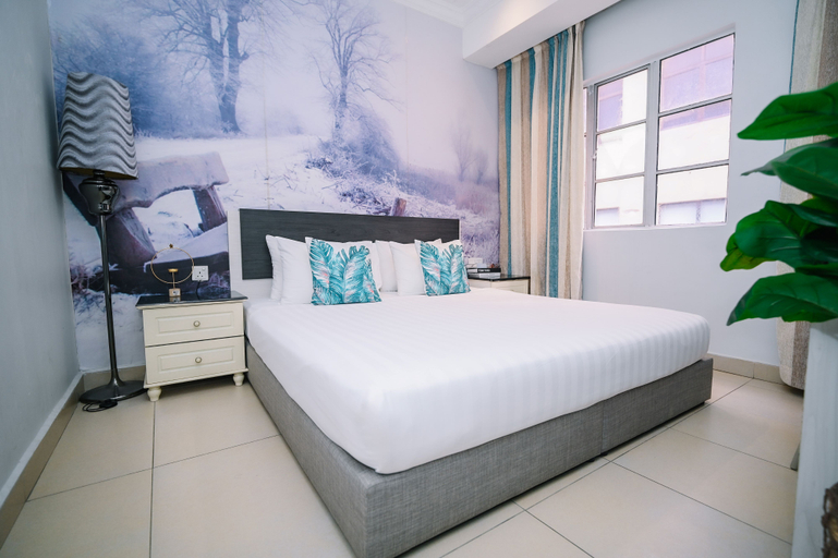 Bedroom 3, Swing & Pillows @ USJ Taipan, Subang Jaya