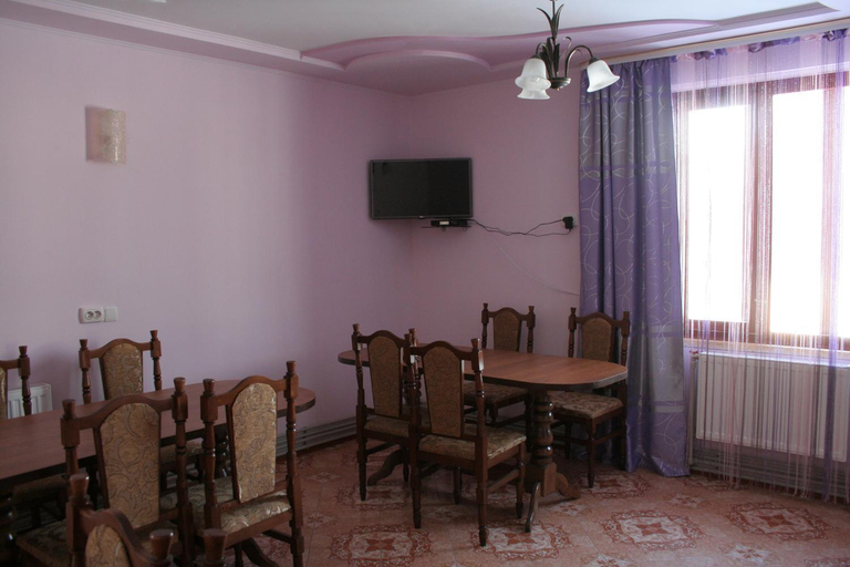 Others 3, Магія гір, Iaremchans'ka