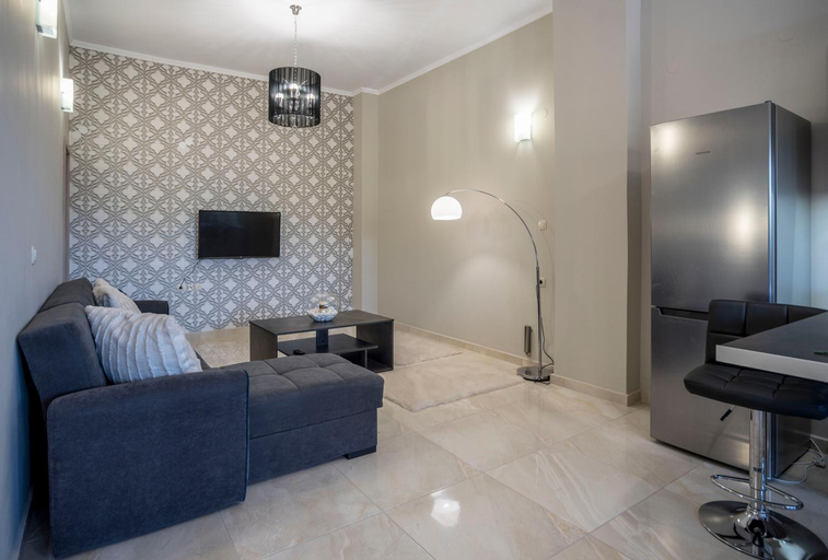 Facilities 5, BO Home, Crete