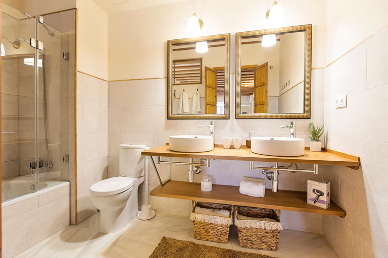 Bathroom 2, Hotel Casa de las Cuatro Torres, Cádiz