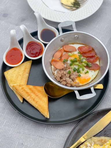 Food & Drinks 5, The Estretto Resort, K. Wieng Chiang