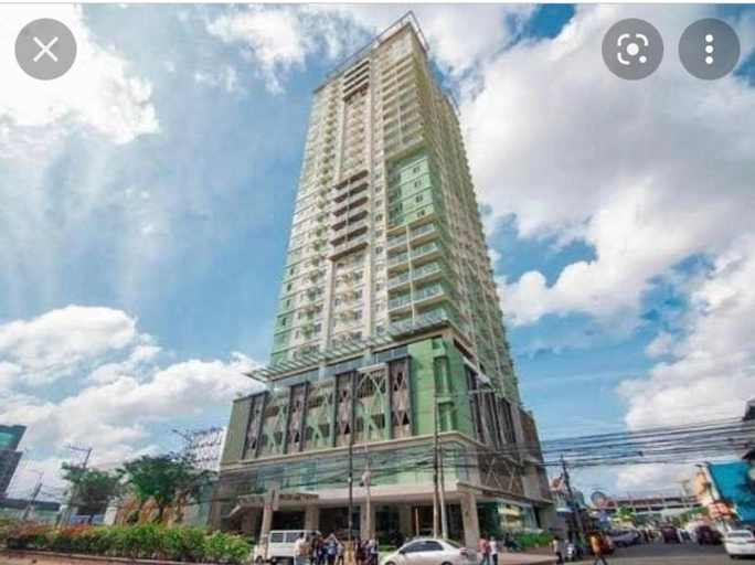 Sunvida Condo across SM City Cebu w/ WIFI and View, Cebu City