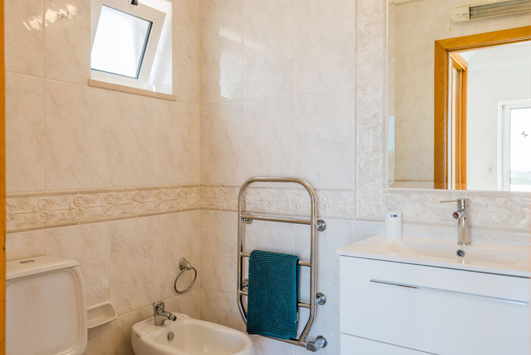 Bathroom 4, Casa Rosa at Boavista Resort, Lagos