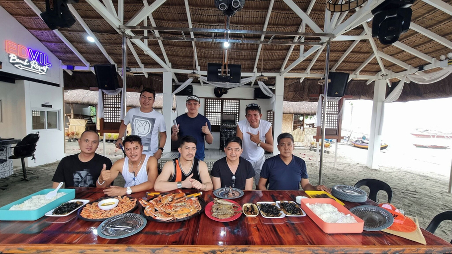 Food & Drinks 5, EDVIL BEACH RESORT AND JACUZZI POOL SPA, Padre Burgos