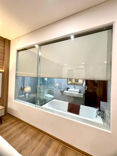 Bathroom 5, Halong Central Hotel, Hạ Long