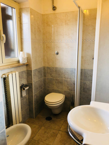 Bathroom, Hotel Casarola - Trigoria, Rome