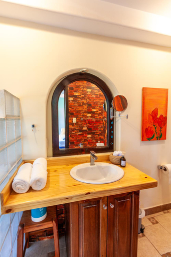 Bathroom 4, Posada Nena, Santa Ana