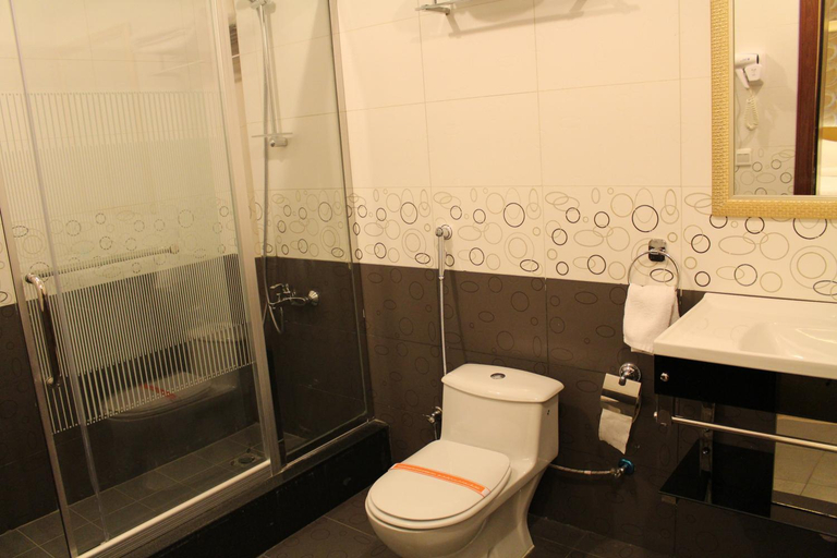 Bathroom 2, Wahat Al Nafl - Al Nafl, Riyadh