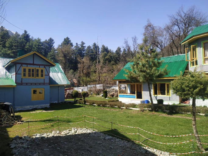 Others 3, Paradise Guest House, Anantnag
