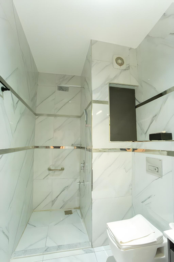 Bathroom 3, DE MANCHY HOTELS & SUITES, IbadanSouth-West