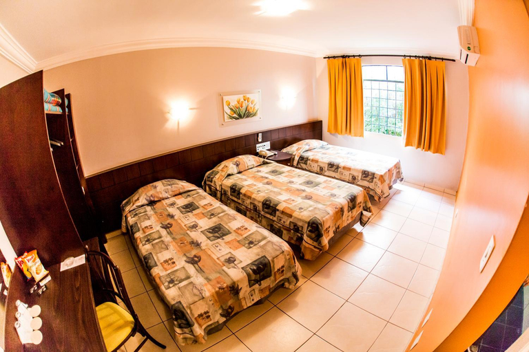 Bedroom 2, Vila Verde Hotel, Toledo