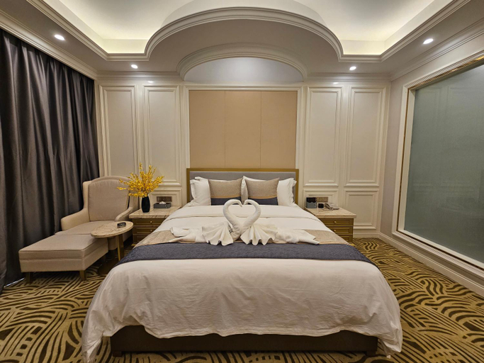 Others 5, Swan Lake Hotel, Thoulakhom