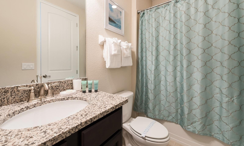 Bathroom 4, 7412 MA - Stylish Home Near Parks, Osceola
