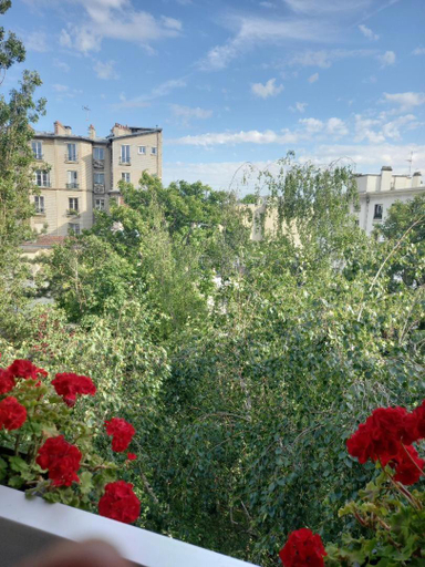 Others 4, Parisian Sparkle Retreat, 50m from American Hospital, Hauts-de-Seine