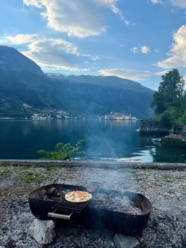 Others 5, Trolltunga Studios, Odda