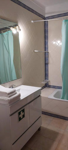Bathroom, Castelos da Rocha, Portimão