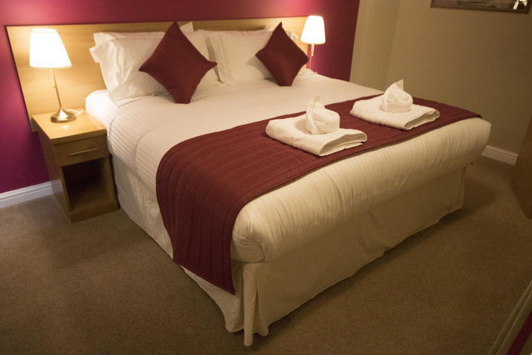 Bedroom 2, The Bulls Head, Derbyshire