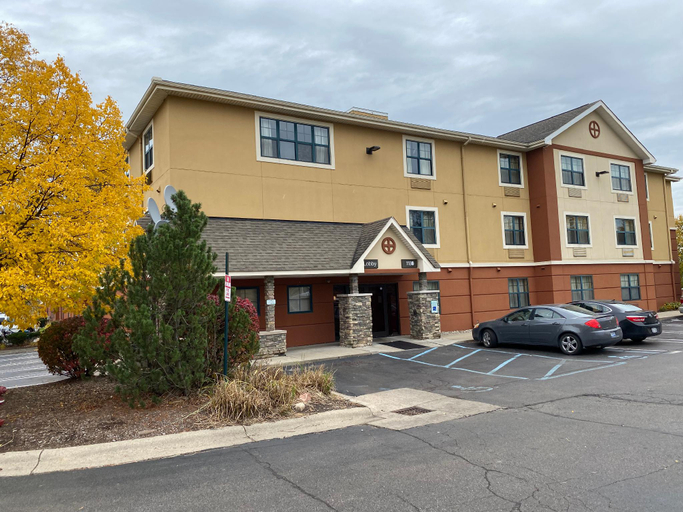 Exterior & Views 4, Suburban Studios Auburn Hills-Detroit, Oakland