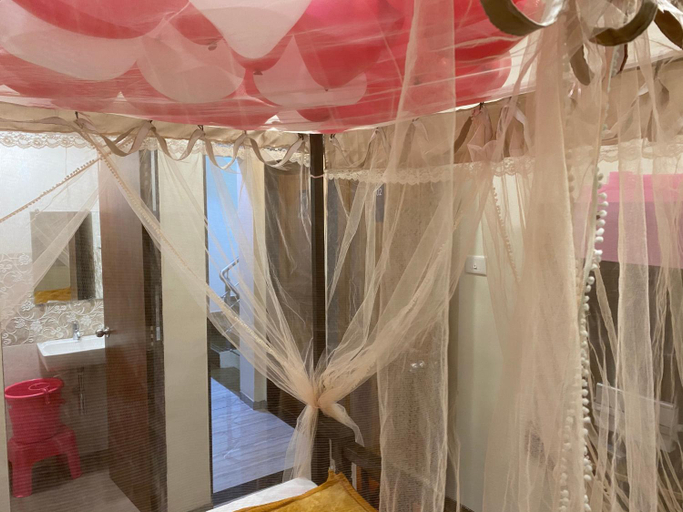 Bedroom 2, Galaxy Residency Panchgani, Satara