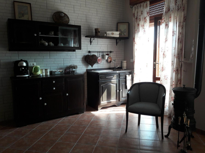 Others 4, Affittacamere B&B Caorso, Piacenza