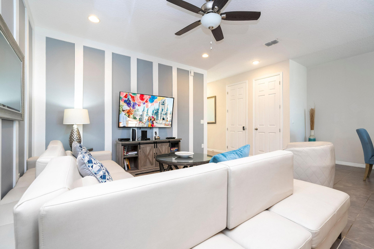 Others 5, 1543 CP - Opulent 4BR Townhome: Private Pool, Solara Resort, Osceola