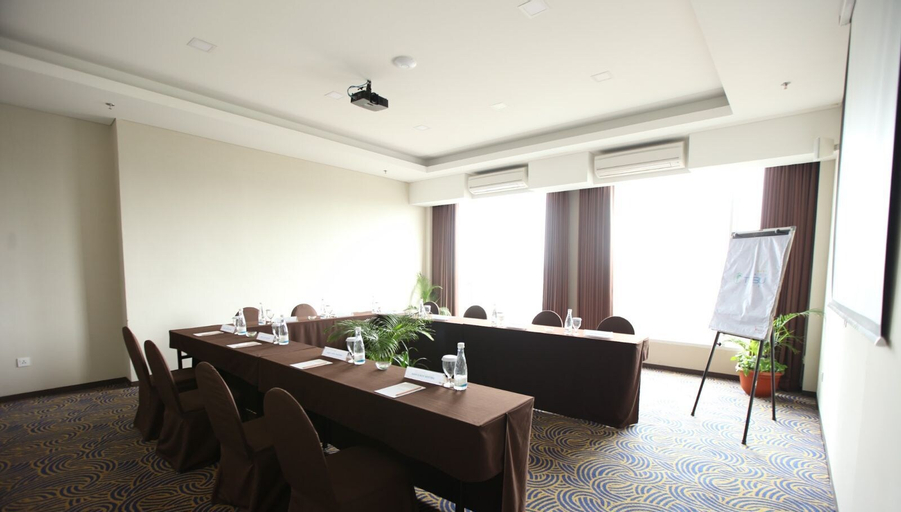 Business Facilities 25