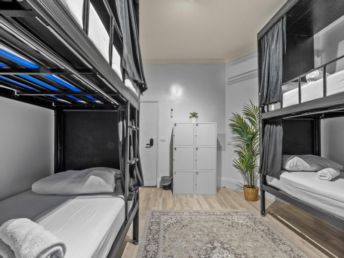 Bedroom 29