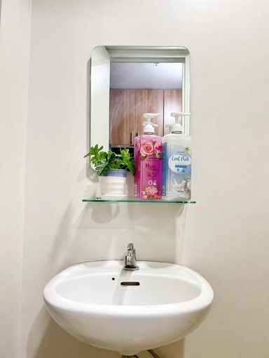 Bathroom 3, Best Condo Studio in Cagayan de Oro City 14F The Loop Tower Limketkai Atrium Lucky 21, Cagayan de Oro City