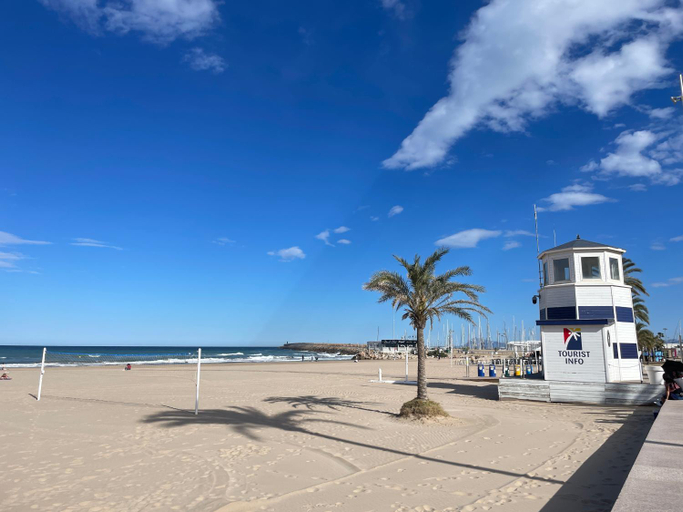 Others 5, Villas Piles Gandia 3000, Valencia