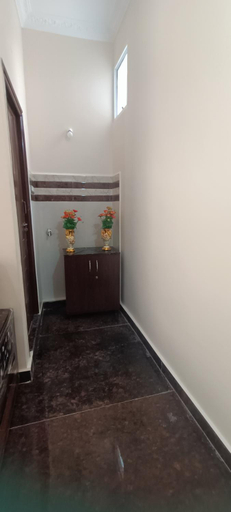 Others 4, Ruqaiyah Manzil, Hyderabad