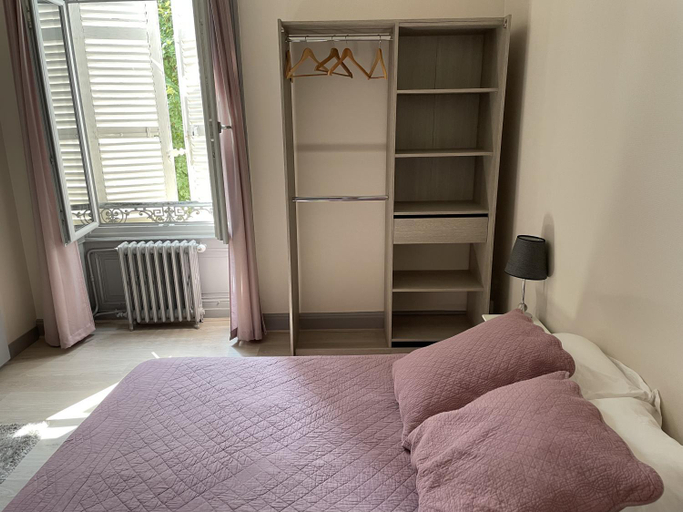 Bedroom 2, Chateau de Breuil en Beaujolais, Rhône