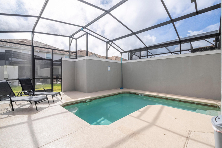Sport & Beauty 5, 4812 BR - Luxe Getaway Retreat, Osceola