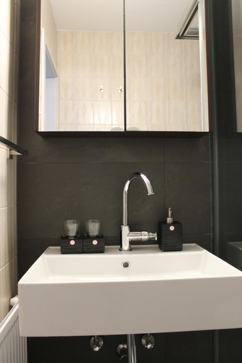 Bathroom 2, Gasthof Sonnenterrasse - Self-Check-in, Oberwart