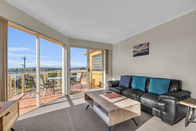 Others 5, Baywatch - Unit 6, Bega Valley