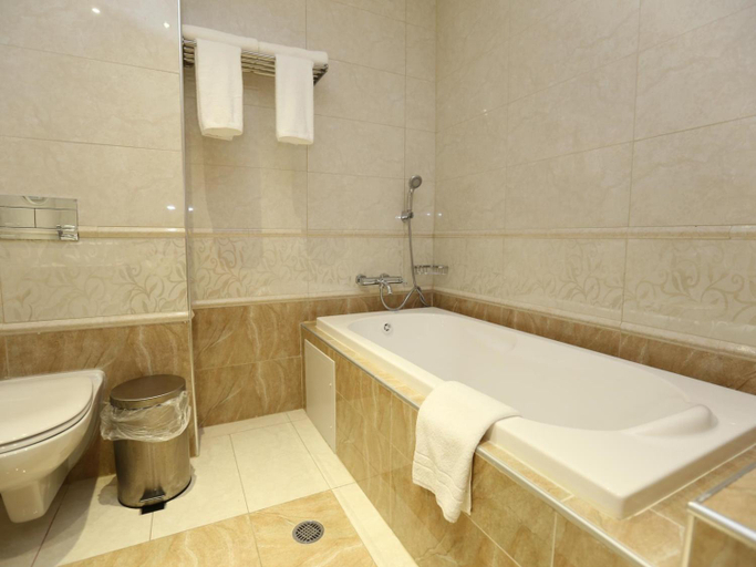 Bathroom 3, Sergei Palace Hotel, Jerusalem