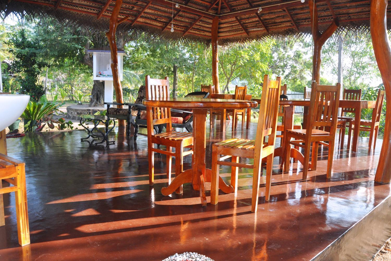Food & Drinks 3, Rock Pool Residence, Tangalle