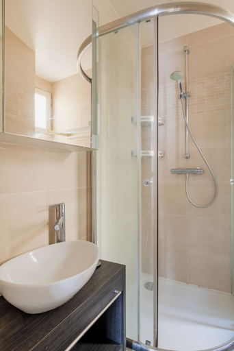 Bathroom, Paris Blomet design residence, Paris