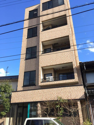 Exterior 1