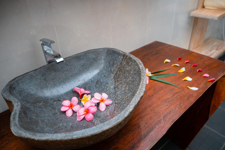 Bathroom 5, Alwi Villa Gili Trawangan, Lombok