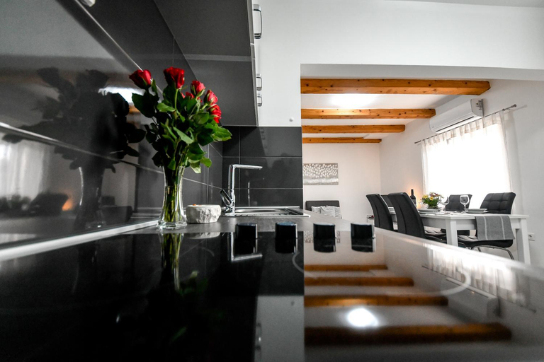Food & Drinks 4, Apartments Joso, Ražanac