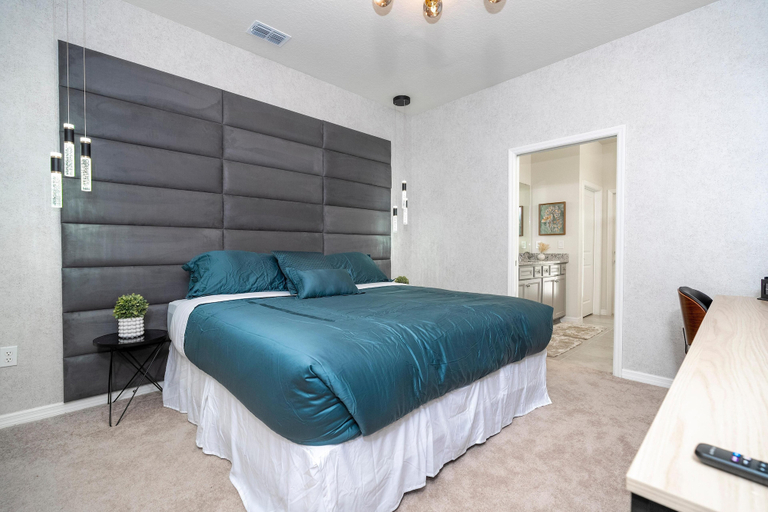 Bedroom 3, 4446 KR - 7BR Luxury Villa Opulent Oasis, Polk