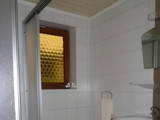 Bathroom 3, Hotel Alta Vista, Zell am See